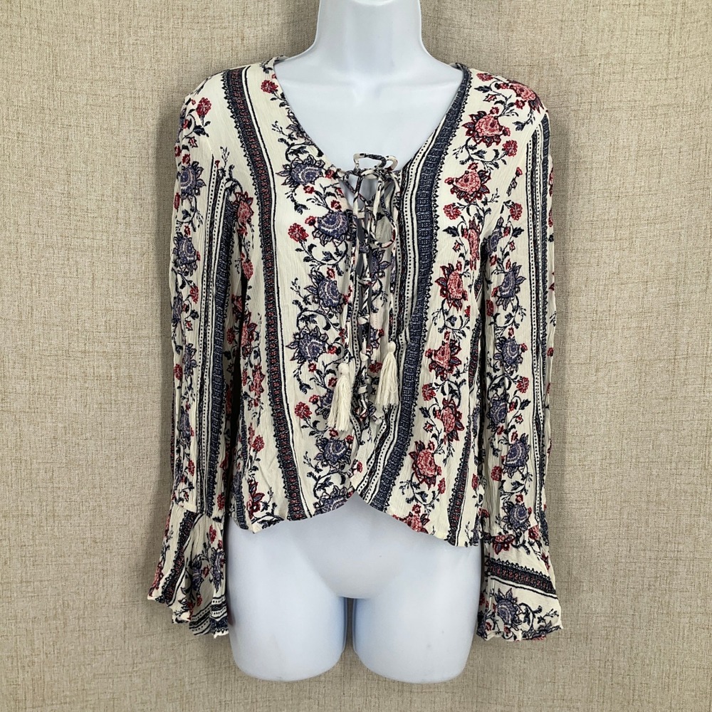 En‎ Creme Blouse Womens S Cream Boho Floral Lace Up Bell Sleeve Cottagecore